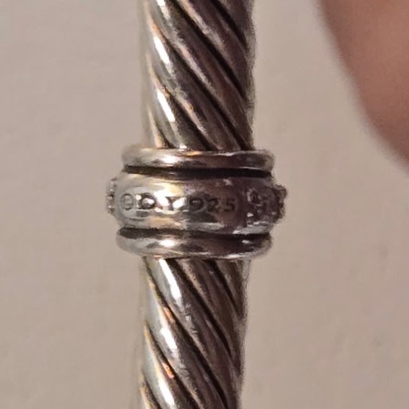 David Yurman Bracelet with Diamond Accents
4MM CABLE STATION BRAC DIA 0.068CTW - Picture 4 of 4